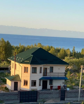 Maksat house